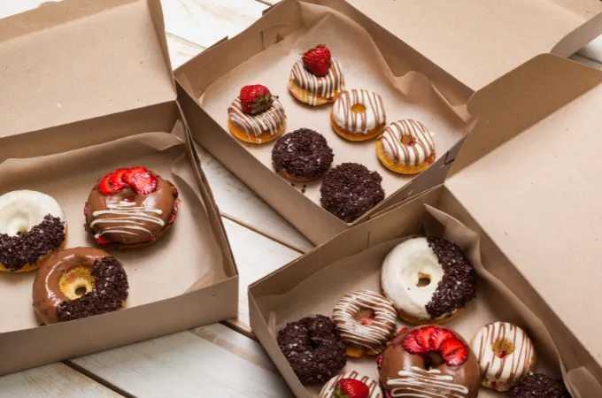 Hộp Giấy Couche Đựng Bánh Kem