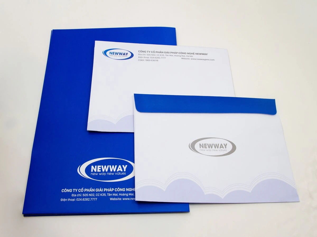 In logo lên bìa thư